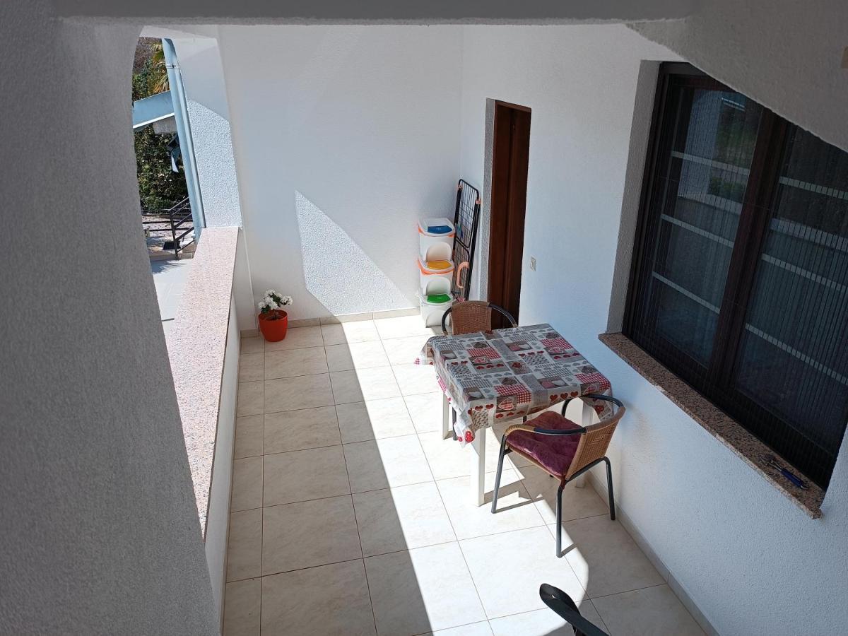 Apartments Ivicek ポレッチ エクステリア 写真